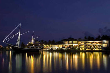 Hotel Front - Evening or Night